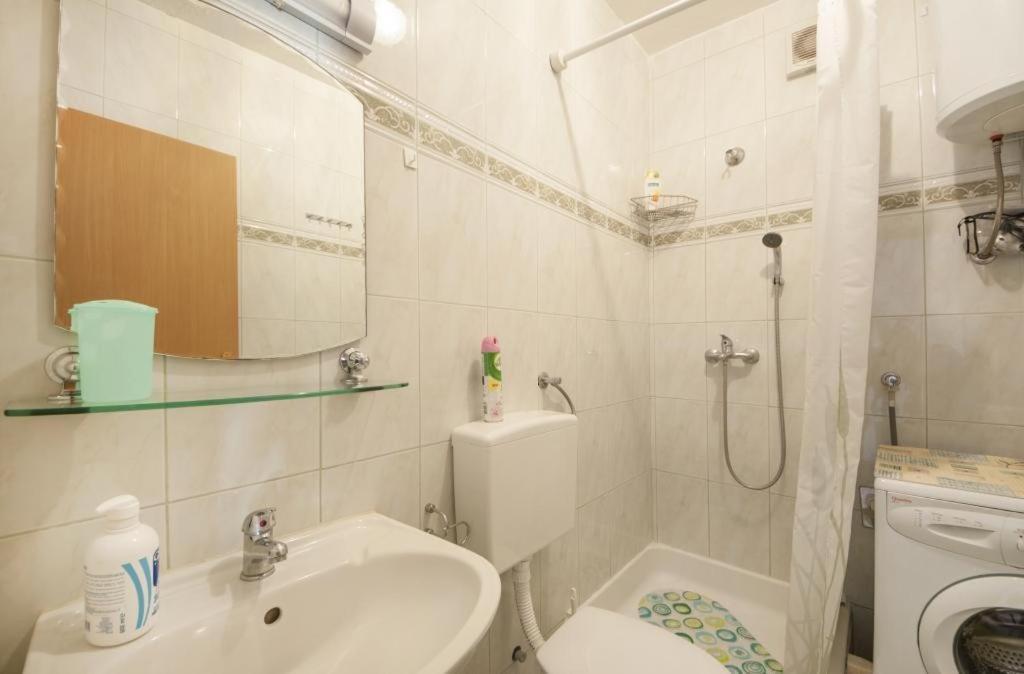 Apartments Mira Сплитска Экстерьер фото